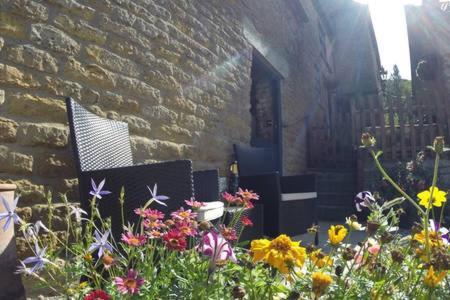 The Barn Villa Wykeham  ภายนอก รูปภาพ