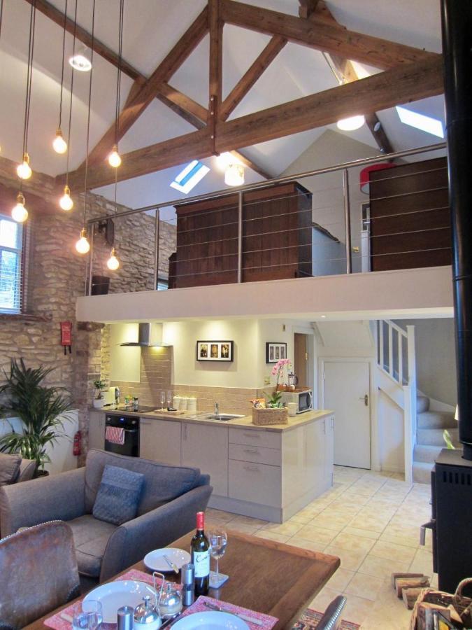 The Barn Villa Wykeham  ภายนอก รูปภาพ